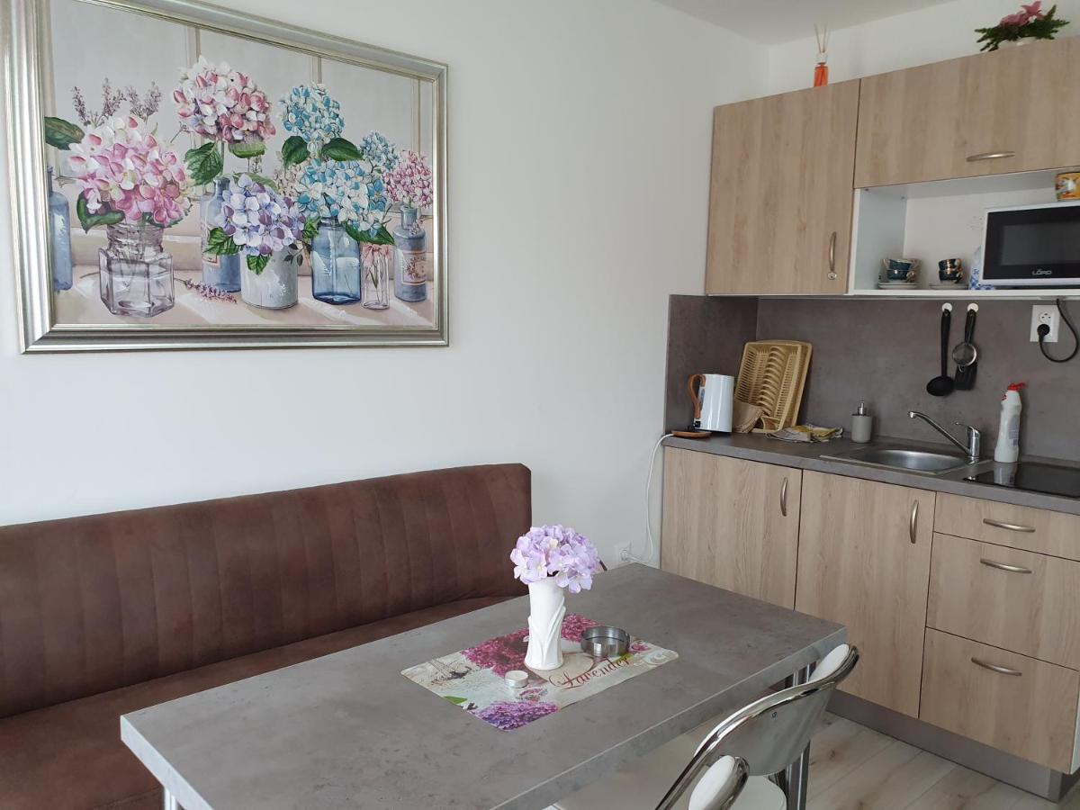 Diamond Apartman Eliska Podhájska Exterior photo